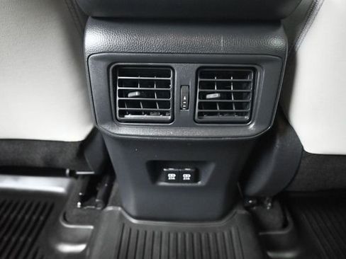 Used 2019 Toyota RAV4 XLE Premium w/ Cold Weather Package AWD/4WD image 25