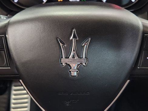 Used 2022 Maserati Ghibli Modena RWD image 50