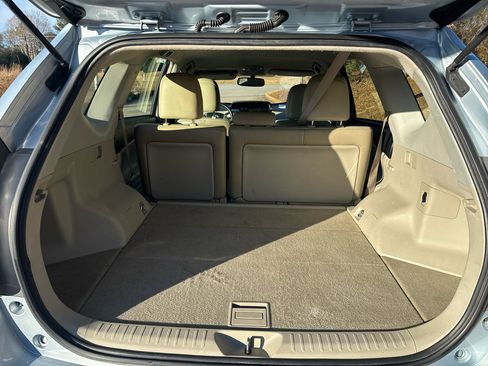 Used 2014 Toyota Prius V Four image 20