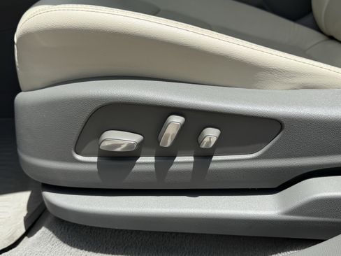 Used 2021 Cadillac XT5 Premium Luxury image 27