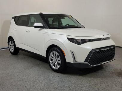 Used 2023 Kia Soul LX