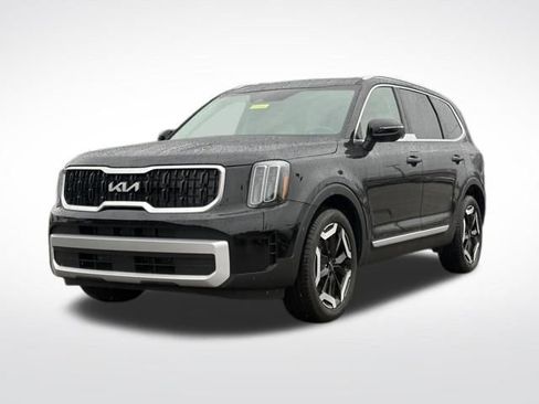 Certified 2025 Kia Telluride EX image 13