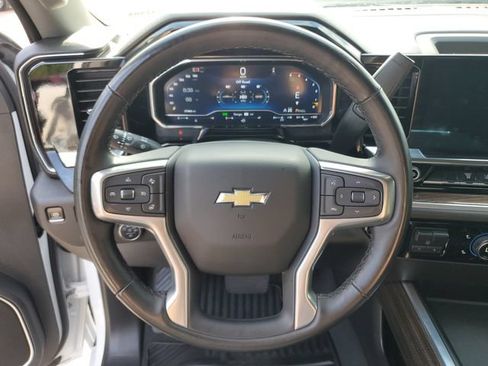 Used 2025 Chevrolet Silverado 3500 LT AWD/4WD image 22