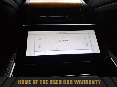 Used 2025 Jeep Grand Wagoneer Series III w/ HD Trailer Tow Package image 26