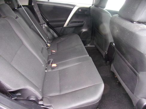 Used 2014 Toyota RAV4 LE image 13