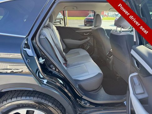 Used 2024 Subaru Outback Premium image 32