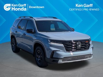 Used 2025 Honda Pilot TrailSport