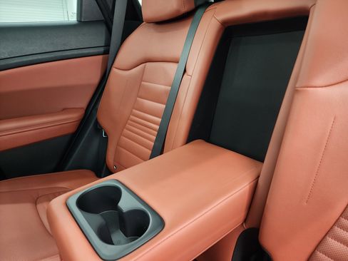 Used 2023 Kia Sportage SX image 40