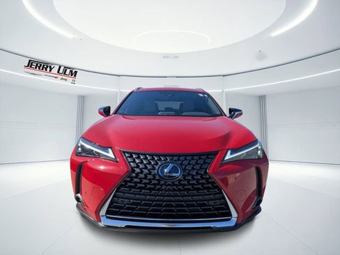 Used 2024 Lexus UX 250h FWD image 8