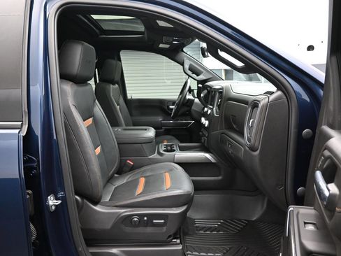Used 2022 GMC Sierra 2500 AT4 w/ AT4 Premium Plus Package AWD/4WD image 13