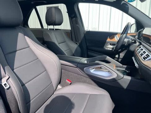 Certified 2025 Mercedes-Benz GLE 450 4MATIC image 15