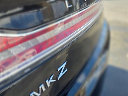 Used 2016 Lincoln MKZ Hybrid w/ Equipment Group 600A Reserve FWD image 12