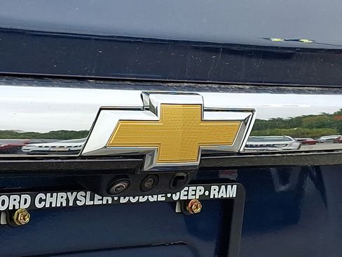 Used 2023 Chevrolet Traverse LT w/ LT Premium Package image 31