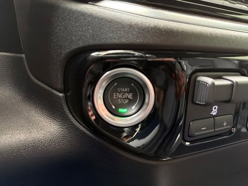 Used 2025 Chevrolet Silverado 2500 LT w/ Trail Boss Package image 21