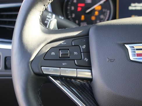 Used 2024 Cadillac XT6 Sport w/ LPO, Onyx Lite Package image 22