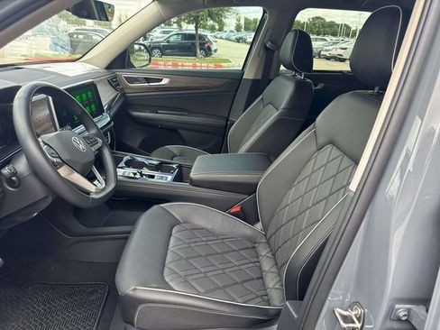 New 2026 Volkswagen Atlas SEL Premium R-Line image 11