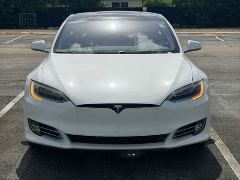 Used 2019 Tesla Model S 100D AWD/4WD image 11