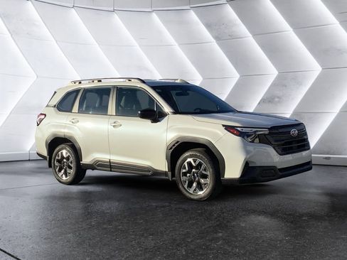 Used 2025 Subaru Forester Base image 1
