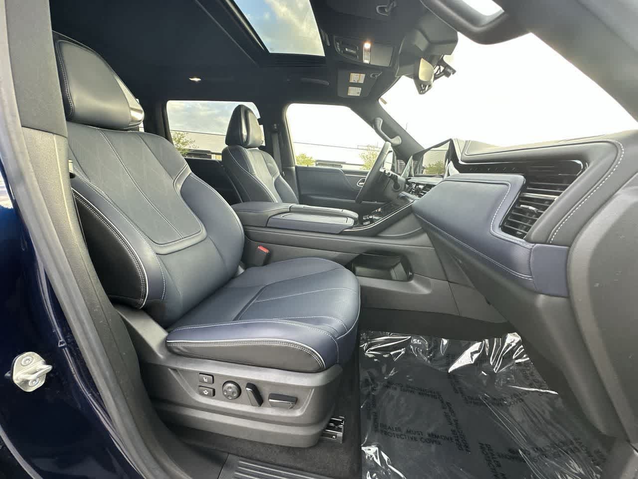 Used 2026 INFINITI QX80 4WD w/ Sport Exterior Package image 36