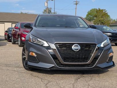 Used 2022 Nissan Altima 2.5 SR