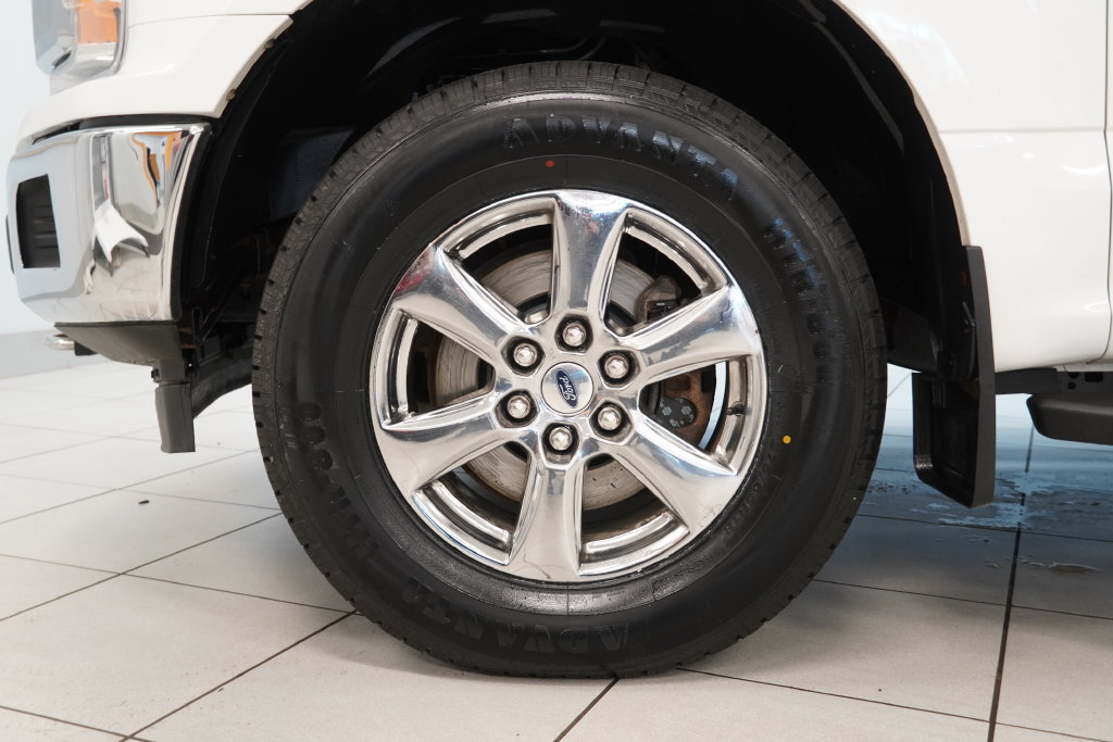 Used 2019 Ford F150 XLT w/ Equipment Group 302A Luxury AWD/4WD image 15