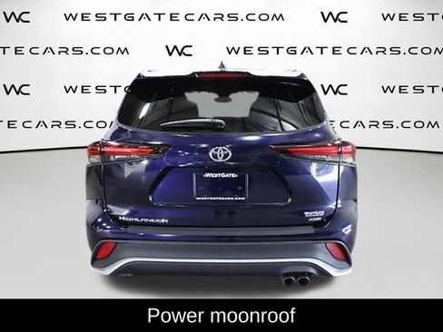 Used 2024 Toyota Highlander XSE image 7