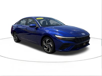 Used 2025 Hyundai Elantra SEL