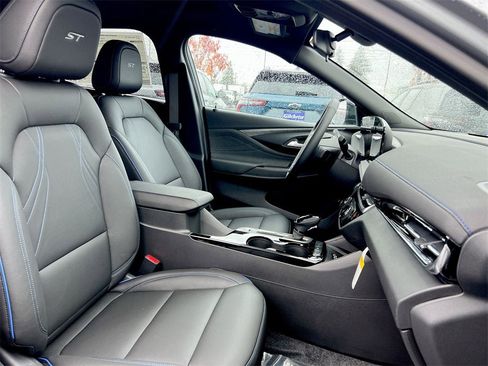 New 2026 Buick Envista Sport Touring image 22