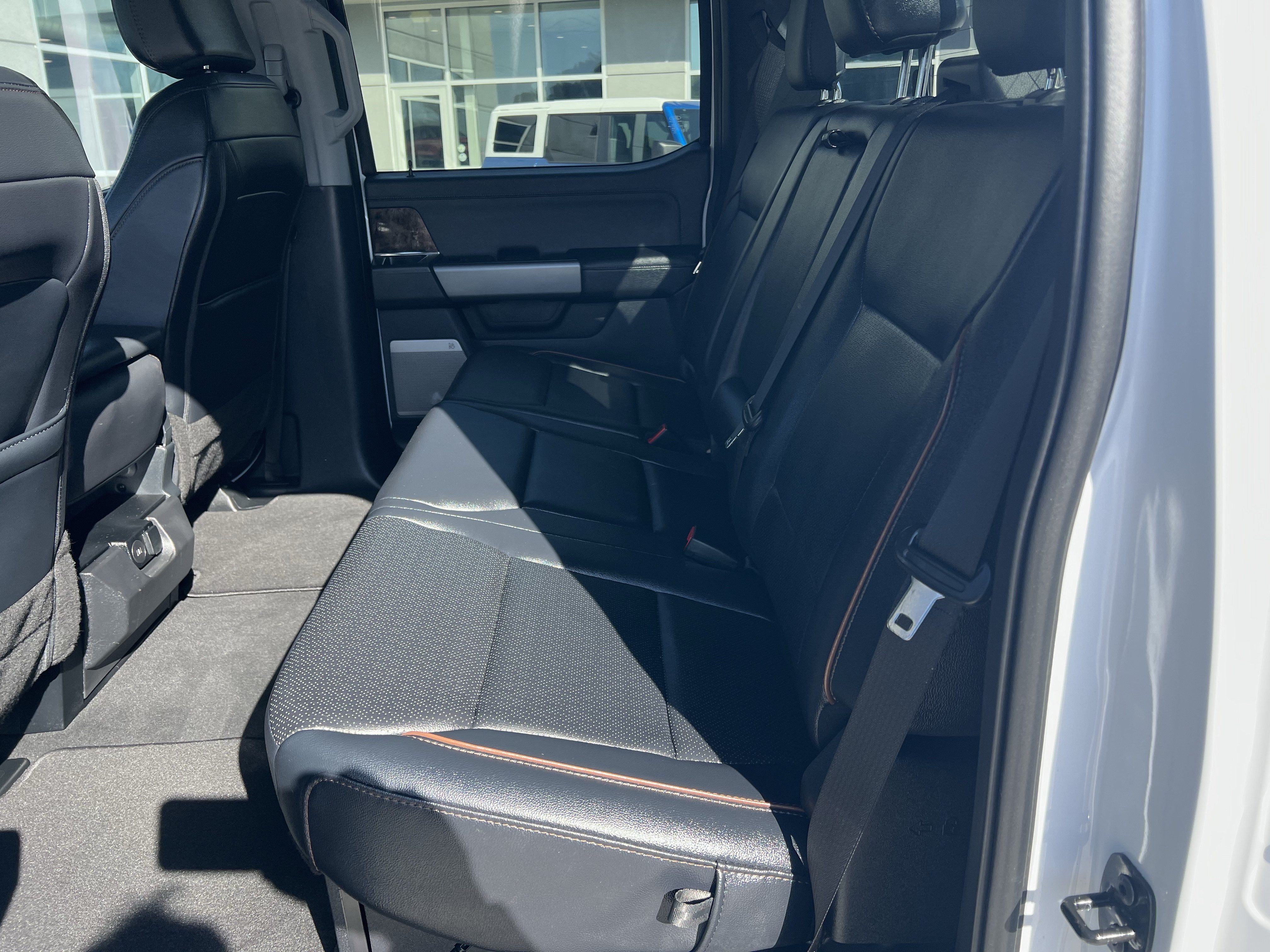 Used 2026 Ford F450 Lariat w/ FX4 Off-Road Package AWD/4WD image 19