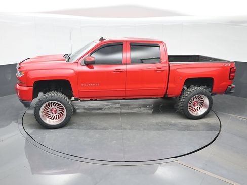 Used 2018 Chevrolet Silverado 1500 LT w/ All Star Edition AWD/4WD image 18