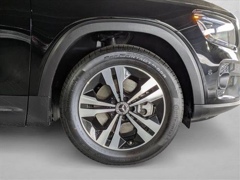 Certified 2025 Mercedes-Benz GLB 250 image 24