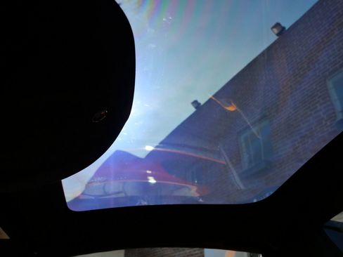 Used 2024 McLaren 750S Spider RWD image 19