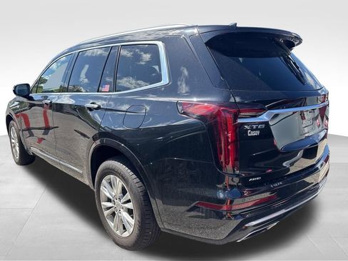 Used 2021 Cadillac XT6 Luxury AWD/4WD image 16