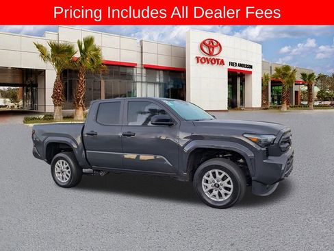 Certified 2025 Toyota Tacoma SR RWD image 2