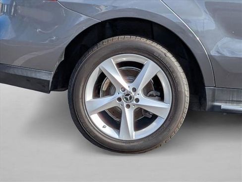Used 2018 Mercedes-Benz GLE 350 w/ Premium 1 Package image 21