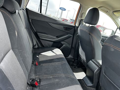 Used 2018 Subaru Crosstrek 2.0i Premium AWD/4WD image 11