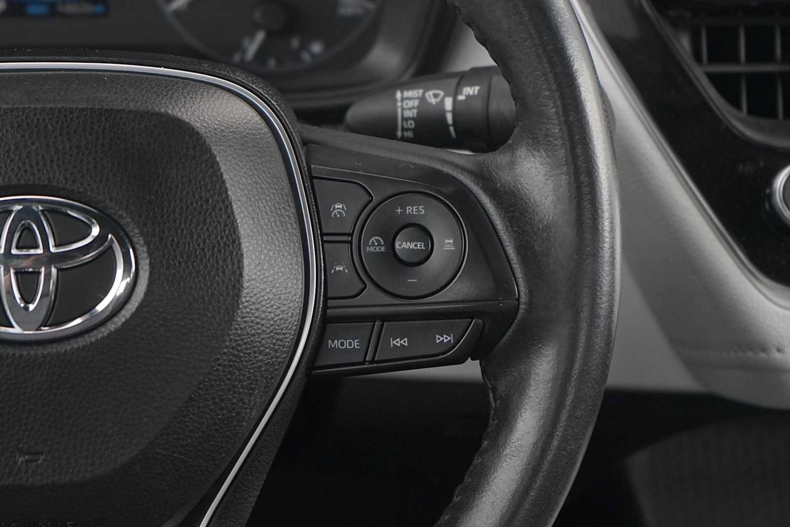 Used 2024 Toyota Corolla SE FWD image 18