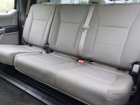 Used 2019 Ford F250 XLT w/ XLT Premium Package AWD/4WD image 39