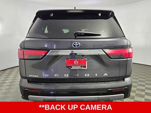 Used 2023 Toyota Sequoia Limited image 7