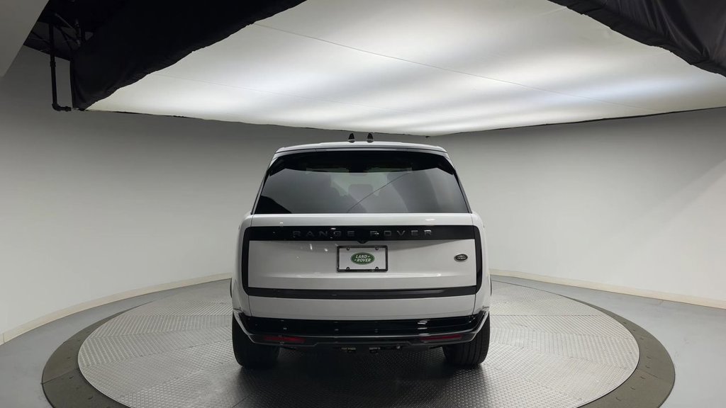 Used 2023 Land Rover Range Rover SE AWD/4WD image 7