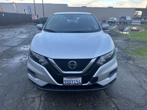 Used 2021 Nissan Rogue Sport S image 3