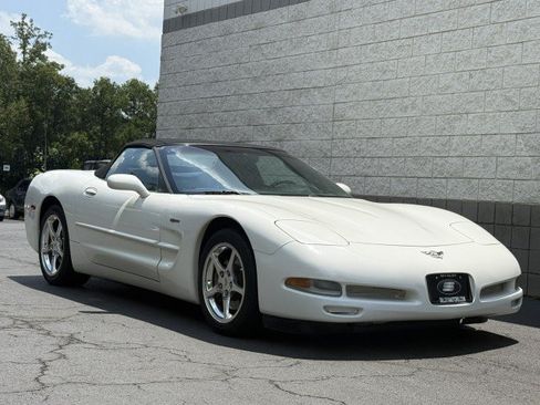 Used 2003 Chevrolet Corvette Convertible w/ Preferred Equipment Group1 RWD image 22
