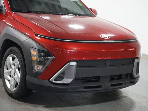 Used 2024 Hyundai Kona SE FWD image 4