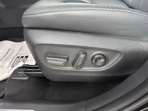 Used 2024 Toyota Grand Highlander AWD image 23
