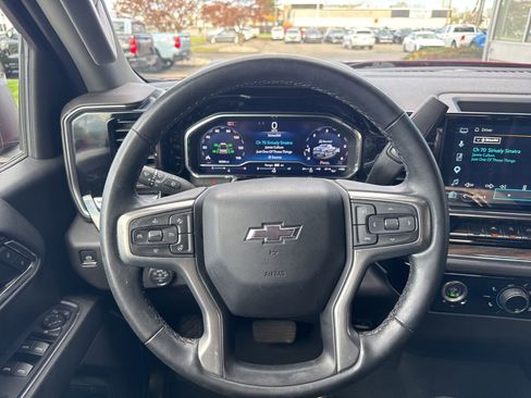 Used 2024 Chevrolet Silverado 1500 RST AWD/4WD image 20