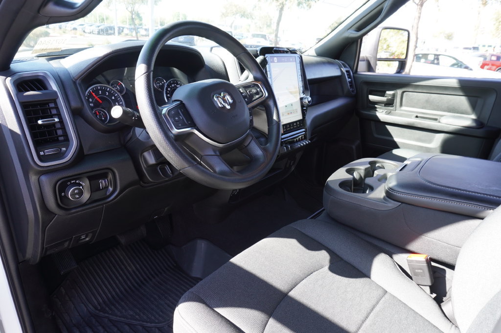 Used 2025 RAM 2500 Tradesman AWD/4WD image 17
