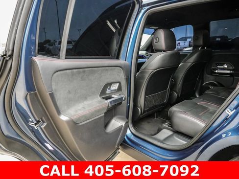 Used 2021 Mercedes-Benz GLB 250 w/ AMG Line image 40