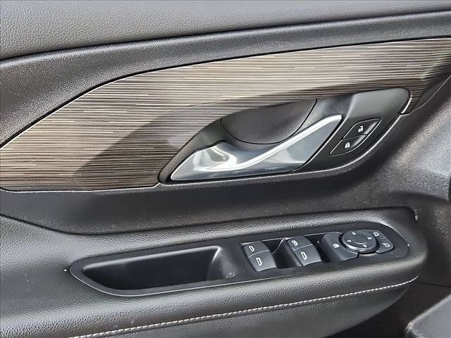 Used 2024 GMC Terrain SLE FWD image 23