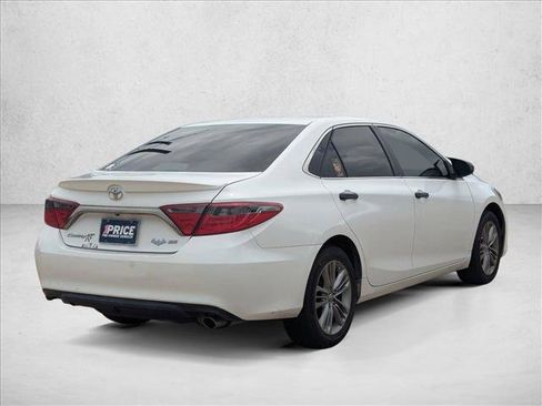Used 2016 Toyota Camry SE FWD image 5
