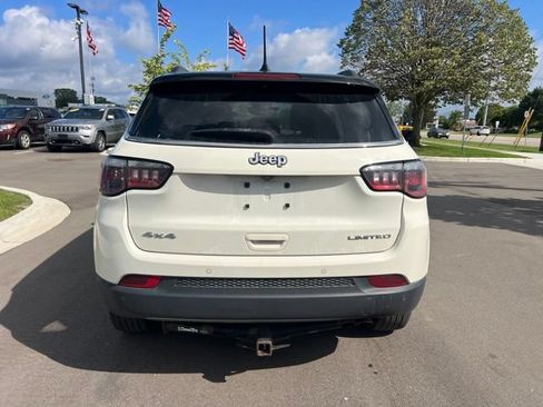 Used 2018 Jeep Compass Limited w/ Navigation Group AWD/4WD image 6